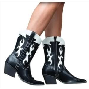 Universal Thread  Women's Xena Ankle Western Boots Heel Black Memory Foam Sz 7